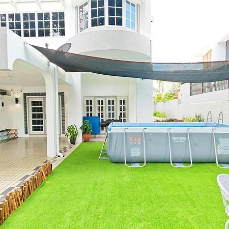 527 Beachhouse L 5 Bedroom With Swimming Pool - 3Min Walk To The Beach Tanjung Bungah  Eksteriør billede