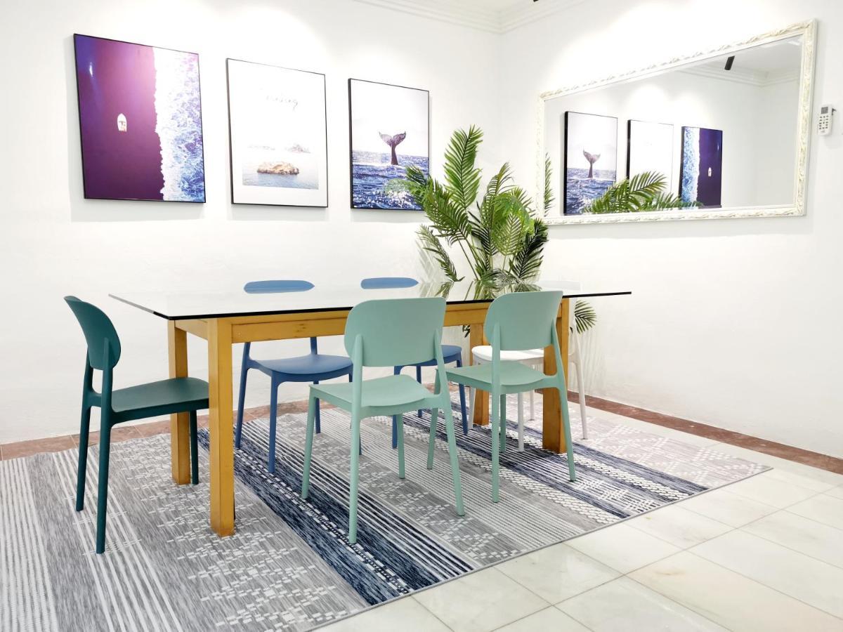527 Beachhouse L 5 Bedroom With Swimming Pool - 3Min Walk To The Beach Tanjung Bungah  Eksteriør billede